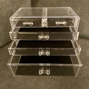 NWOT BINO Clear Acrylic Drawer Organizer